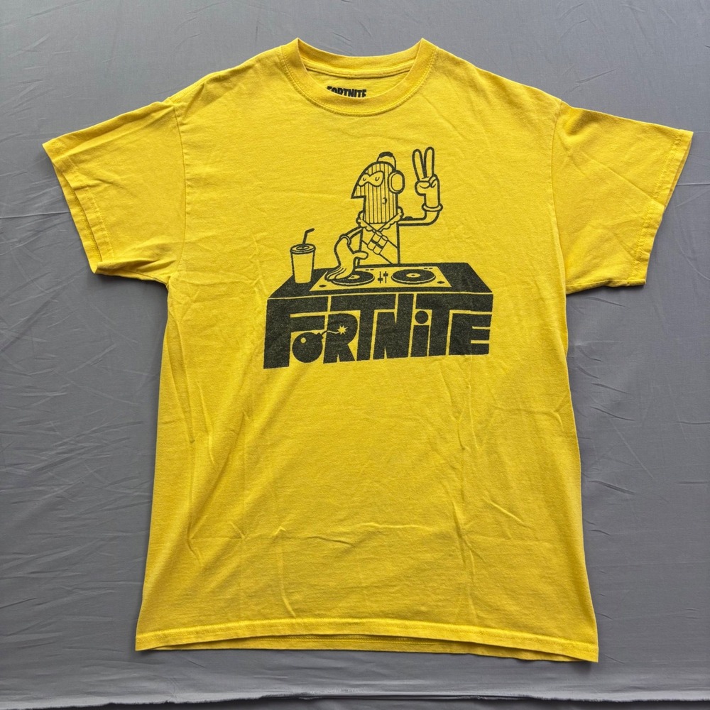 Fortnite DJ Yonder Yellow Graphic T-Shirt Mens Medium Epic Games Gamer Tee